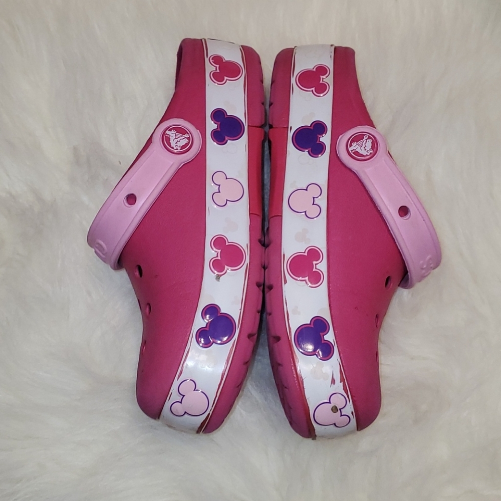 Crocs Kids Mickey Mouse Size 1 Pink sandals - Picture 2 of 9
